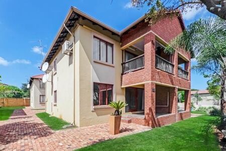 2 Bedroom Apartment in Willowbrook