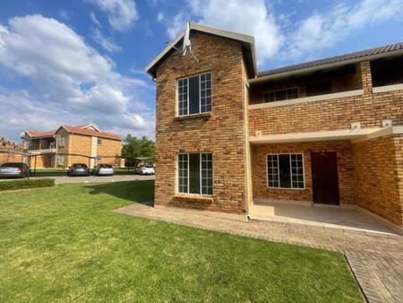 2 Bedroom Apartment in Wilgeheuwel