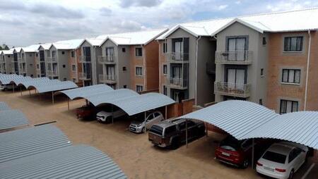 3 Bedroom Townhouse in Roodeplaat