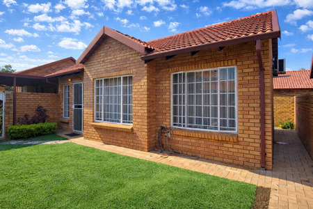 2 Bedroom Townhouse in Equestria