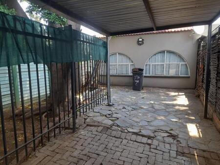 1 Bedroom Apartment in Meyerspark