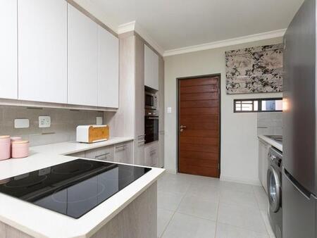 1 Bedroom Apartment in Waterkloof