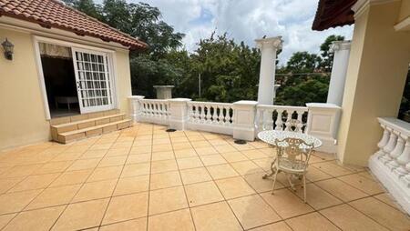 Studio apartment in Waterkloof Ridge