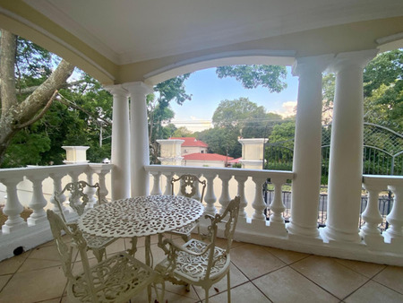 Studio apartment in Waterkloof Ridge