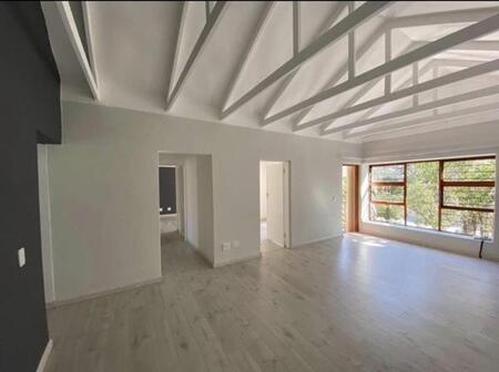 2 Bedroom Apartment in Sandown