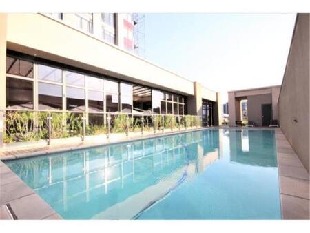 Studio apartment in Sandton Central