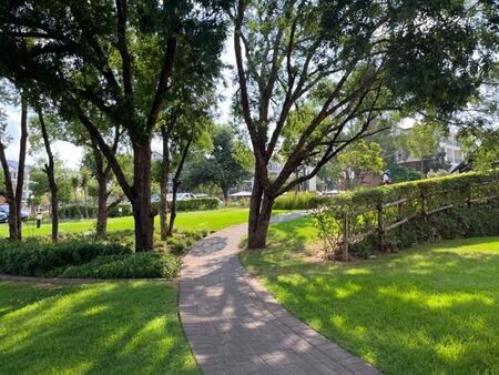 1 Bedroom Apartment in Linbro Park