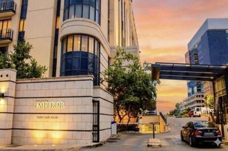 2 Bedroom Apartment in Sandton Central