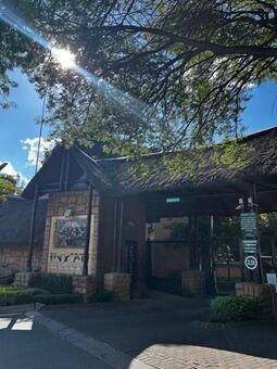 2 Bedroom Apartment in Douglasdale