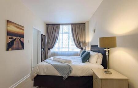 1 Bedroom Apartment in Illovo