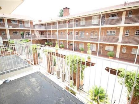 2 Bedroom Apartment in Woodmead