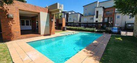 2 Bedroom Apartment in Pineslopes