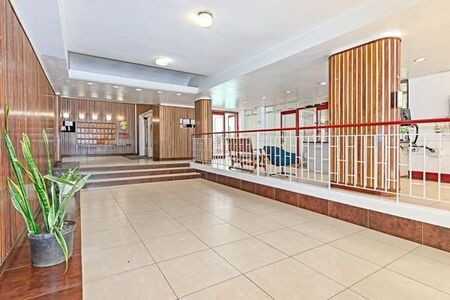 3 Bedroom Apartment in Parktown