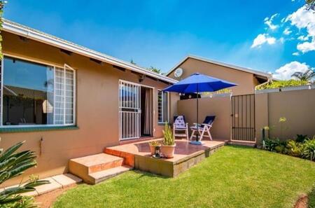 2 Bedroom House in Randburg Central