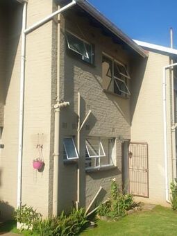 2 Bedroom Townhouse in Edleen