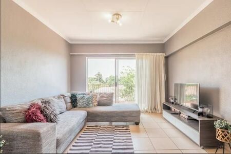 2 Bedroom Apartment in Pomona