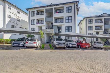 1 Bedroom Apartment in Modderfontein