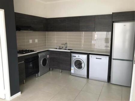 1 Bedroom Townhouse in Modderfontein