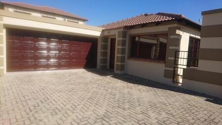 3 Bedroom Townhouse in The Reeds