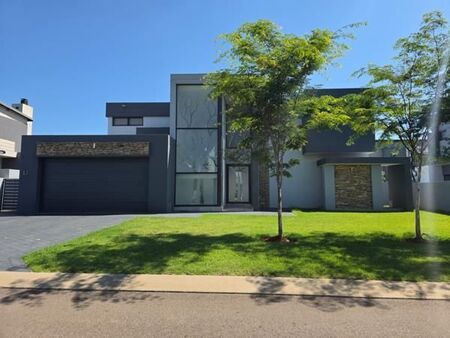 5 Bedroom House in Midstream Estate