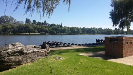 2 Bedroom Flat in Vaalpark