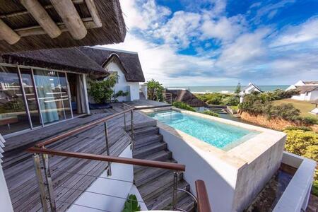 6 Bedroom House in St Francis Bay Canals