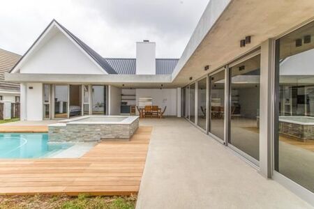 4 Bedroom House in St Francis Bay