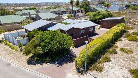 4 Bedroom House in Myburgh Park