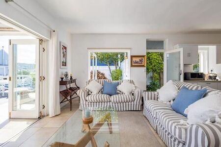 3 Bedroom House in Thesen Islands