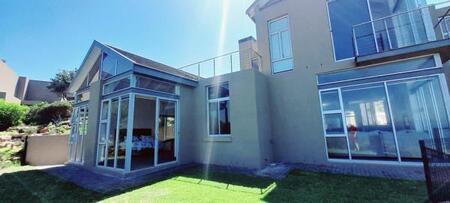 3 Bedroom House in Herolds Bay