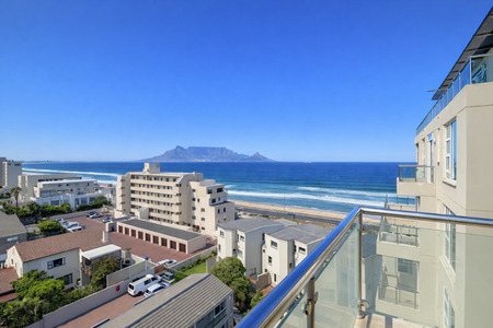 2 Bedroom Apartment in Table View