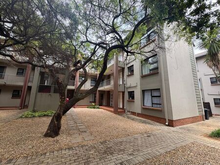 2 Bedroom apartment to rent in North Riding, Randburg