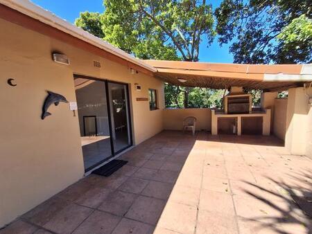 2 Bedroom Cluster in Shelly Beach