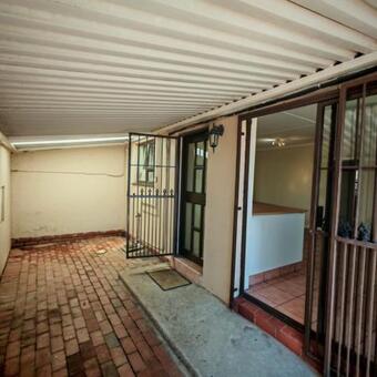 2 Bedroom Townhouse in Bluff
