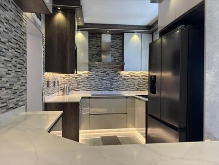 2 Bedroom Apartment in Umhlanga Rocks