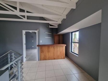 3 Bedroom Duplex in Essenwood