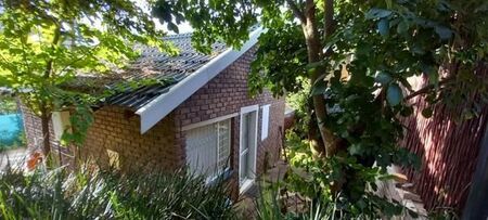 1 Bedroom Apartment in Roodekrans