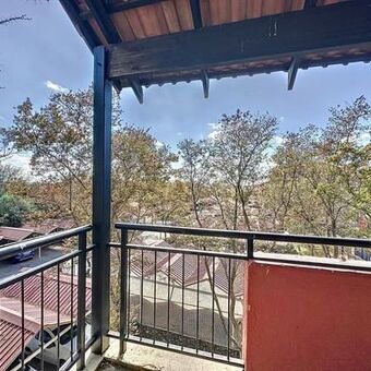 1 Bedroom Townhouse in Hazeldean