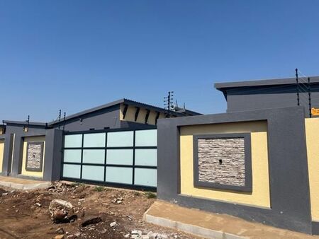 1 Bedroom Apartment in Soshanguve