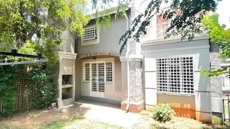 2.5 Bedroom Townhouse in Brummeria