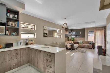 3 Bedroom Townhouse in Equestria