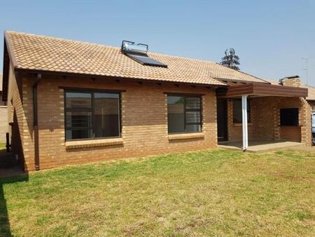 3 Bedroom Townhouse in Equestria