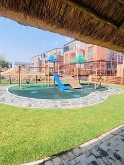 3 Bedroom Penthouse in Mooikloof