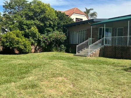 5 Bedroom House in Waterkloof Glen