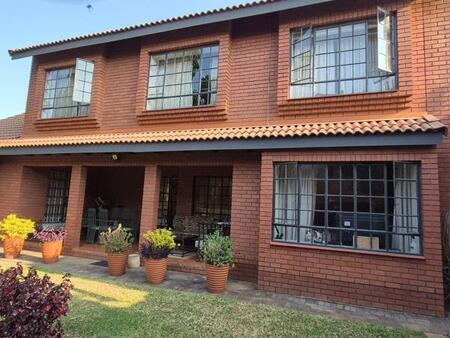 4 Bedroom House in Brooklyn