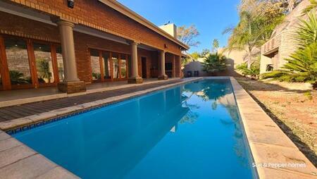 5 Bedroom House in Magalieskruin