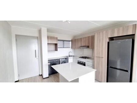 1 Bedroom Apartment in Broadacres