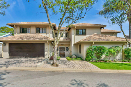 4 Bedroom House in Fourways Gardens