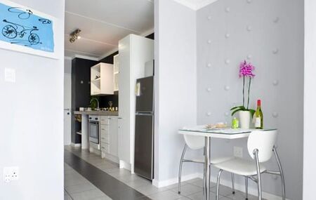 Studio apartment in Fourways