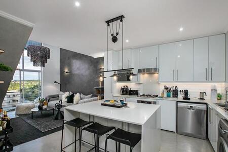 2 Bedroom Apartment in Morningside